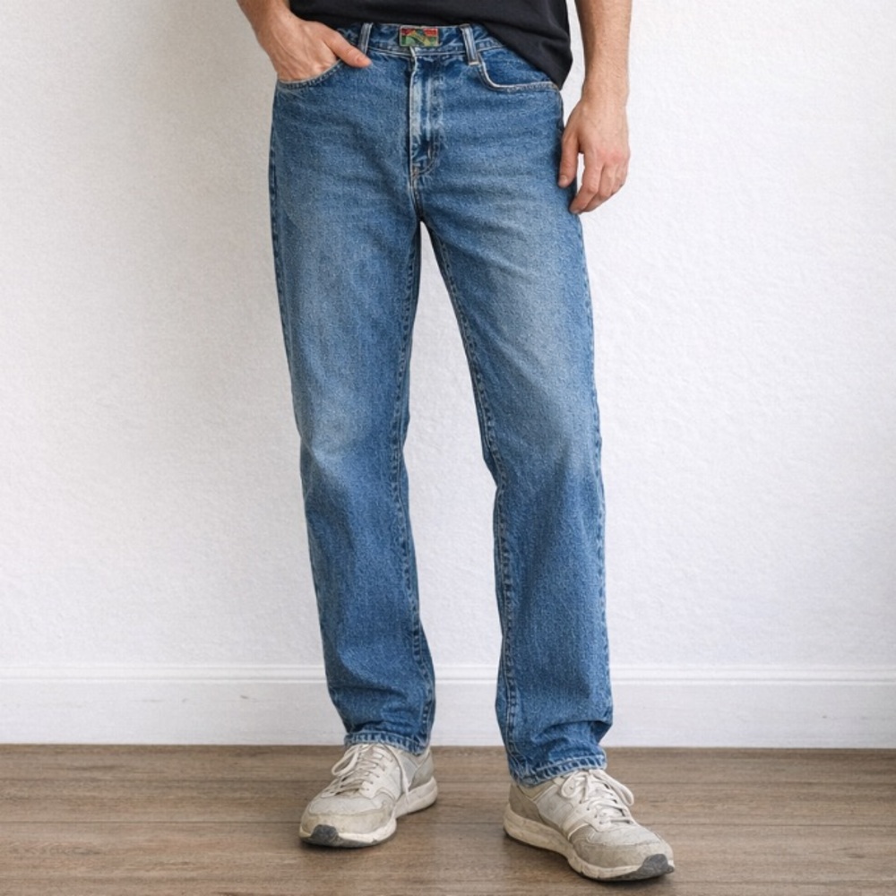 Vintage Structure 90s high rise straight leg medium wash jeans size 32x32